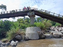 Hujan Deras, Jembatan di Kaligiri Sirampog Penghubung Brebes-Tegal Putus