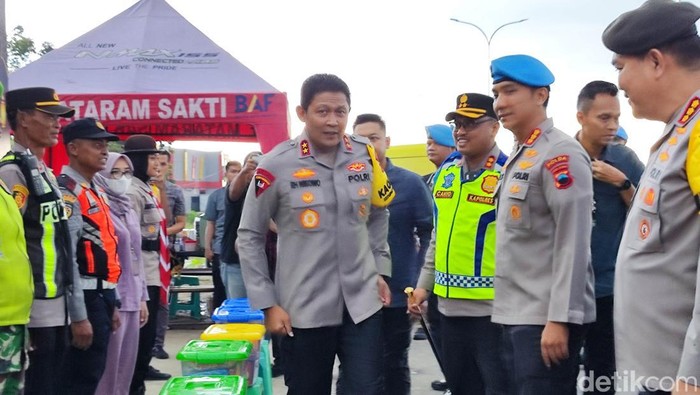 Kapolda Jateng, Irjen Ribut Hari Wibowo, saat berkunjung ke pospam Prambanan, Kamis (3/4/2025).