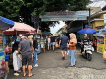 Kawasan Sentra Pempek 26 Ilir Palembang Dipadati Wisatawan Berburu Oleh-oleh
