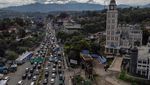 Potret Situasi Jalur Wisata Puncak Bogor saat Libur Lebaran
