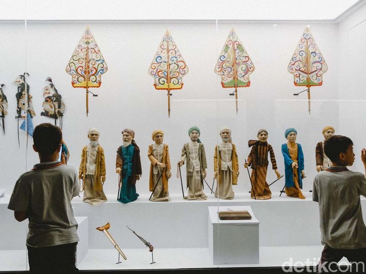 Melihat Peradaban Islam Indonesia di Pameran Misykat Museum Nasional
