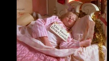 Daripada pergi ke mana-mana mending tidur aja seharian. Foto: X @monmonicagraysh