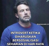 Meme introvert Lebaran