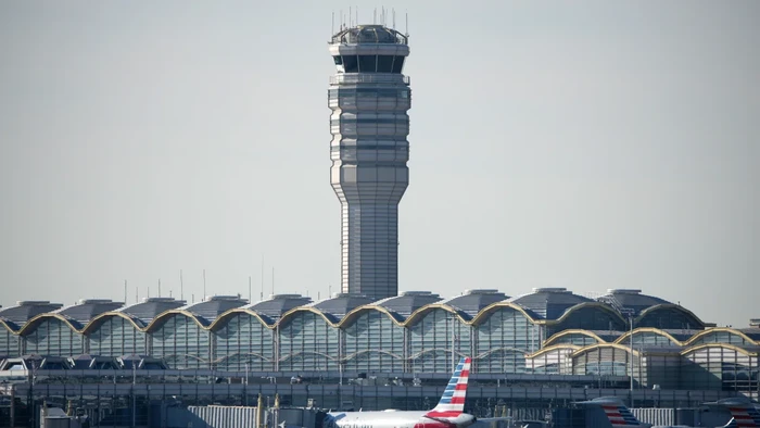 Menara ATC Bandara Nasional Ronald Reagan Washington