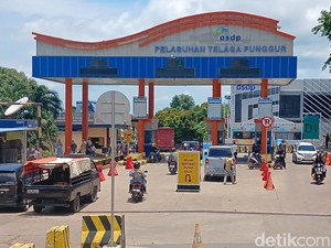 Mudik Lebaran via Pelabuhan Batam: Jumlah Penumpang Naik, Kendaraan Turun
