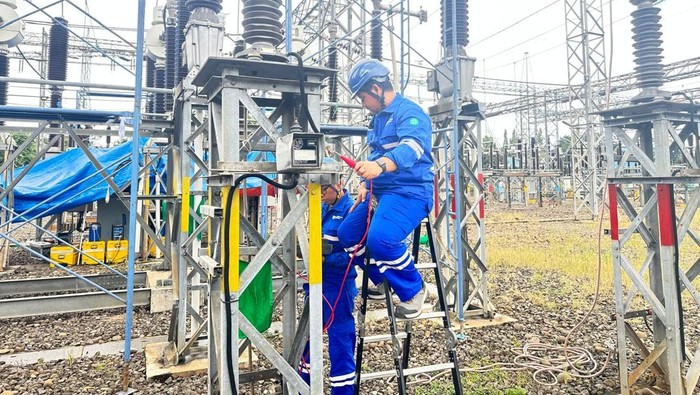 PLN: Gangguan Listrik di Sebagian Wilayah Jakarta Imbas Cuaca Ekstrem