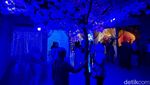 Serunya Habiskan Waktu Libur di Lighting Art Kota Tua