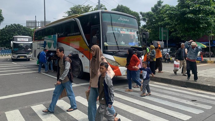Situasi di Kampung Terminal Rambutan, 3 April 2025 (Mulia/detikcom)