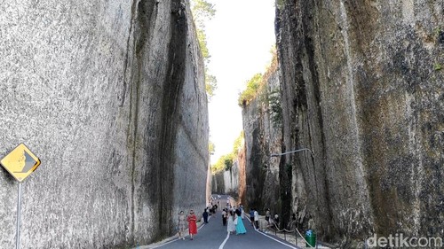 Suasana di tebing Tanah Barak, Kamis (3/4/2025).