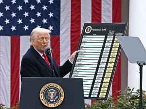 Trump Tetapkan Tarif Impor Baru, Perhitungannya Diduga dari ChatGPT