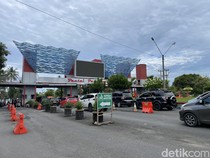 Saat Wisatawan Serbu Pantai Pangandaran
