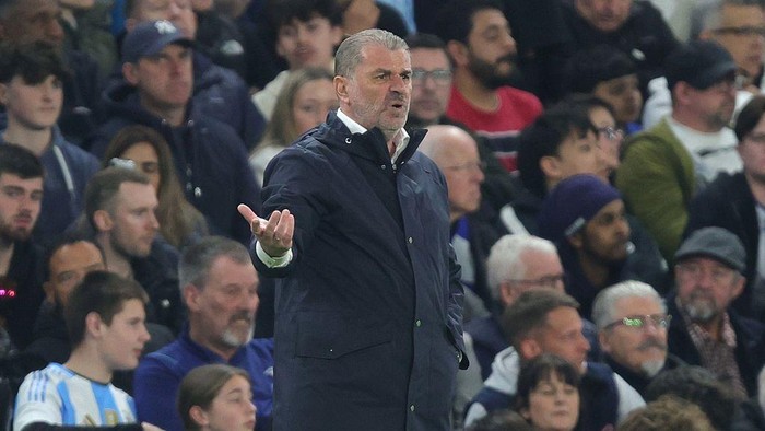 LONDON, ENGLAND - APRIL 3: Ange Postecoglou Manager of Tottenham Hotspur looks frustrated & annoyed during the Premier League match between Chelsea FC and Tottenham Hotspur FC at Stamford Bridge on April 3, 2025 in London, England. (Photo by Crystal Pix/MB Media/Getty Images)