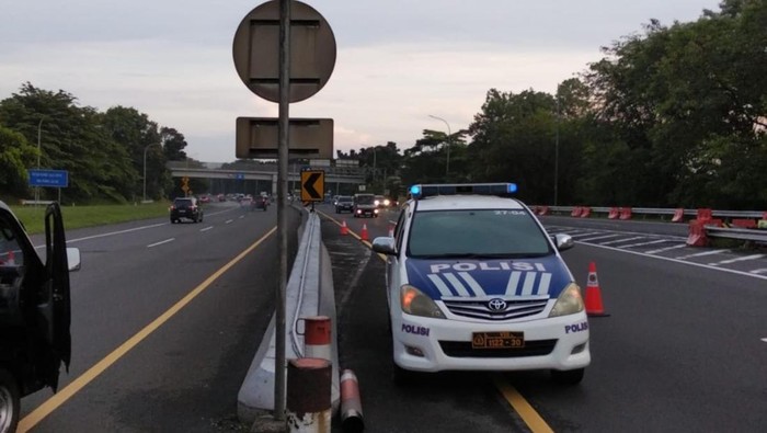 Contraflow Tol Jagorawi pagi ini. (dok.Istimewa)