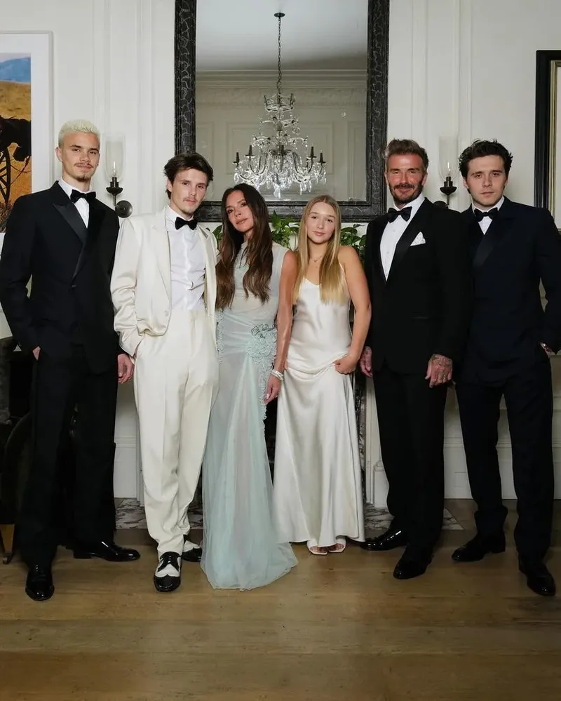 David Beckham dengan Romeo, Cruz dan Brooklyn David Beckham dengan Romeo, Cruz dan Brooklyn