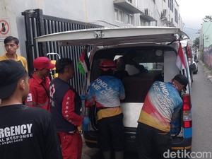 Jenazah 6 Korban Tewas Longsor Pacet-Cangar Dipulangkan ke Sidoarjo