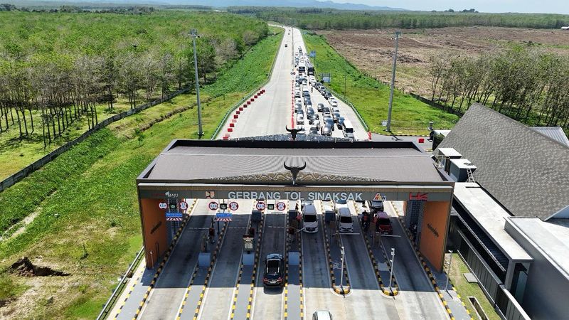 Kondisi di pintu gerbang Tol Sinaksak. (Dok. PT Hutama Karya)