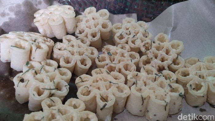 Kue Seroja Khas Ciamis