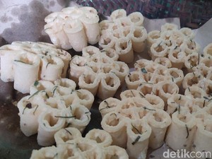 Kue Seroja Khas Ciamis yang Laris Manis untuk Oleh-oleh