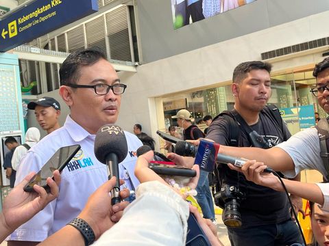 Manager Humas KAI Daop 1 Jakarta, Ixfan Hendriwintoko jelaskan puncak arus balik Lebaran 2025 jatuh pada Jumat (4/4/2025).