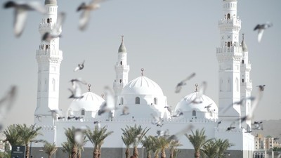 Potret Cantiknya Masjid Quba yang Dibangun Pertama Kali oleh Rasulullah SAW