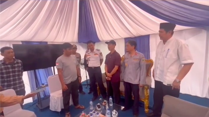Pihak KKSU mengembalikan uang pemotongan kompensasi sopir angkot Puncak Bogor (dok Dishub Kabupaten Bogor)
