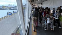 Puncak arus balik Lebaran diprediksi terjadi pada 5-6 April 2025. 