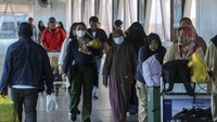 Berdasarkan data angkutan Lebaran PT ASDP Cabang Bakauheni periode 3 April 2025 selama 24 jam, total penumpang yang menyeberang dari Sumatera ke Jawa sebanyak 88.668 orang, sementara total kendaraan sebanyak 23.094 unit.  