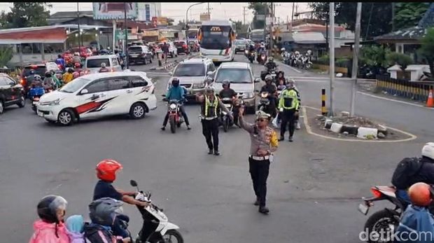 Simpang Mengkreng