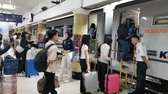 Suasana arus mudik Lebaran di Stasiun Kereta Api Medan. (Dok. KAI Divre I Sumut)