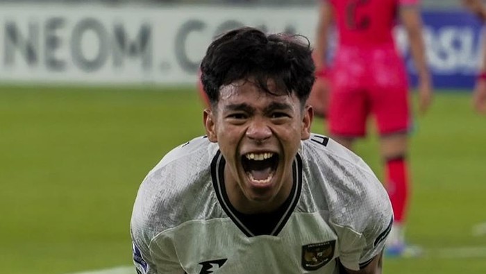 Evandra Florasta merayakan gol untuk Timnas Indonesia U-17