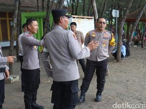 Kapolres Probolinggo Kota Cek Keamanan Pantai Selama Arus Balik Lebaran