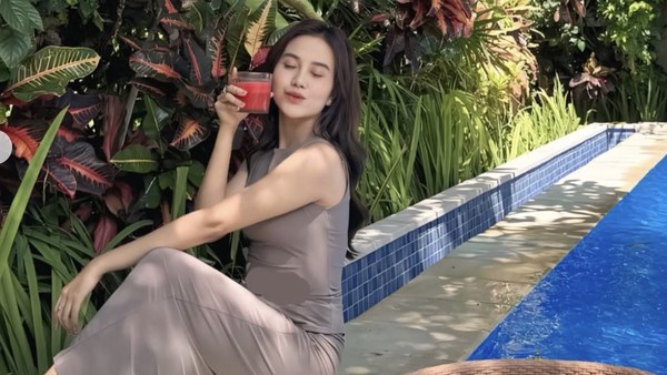Mayang Lucyana Nikmati Sarapan di Bali hingga Jajan Enak di Korea
