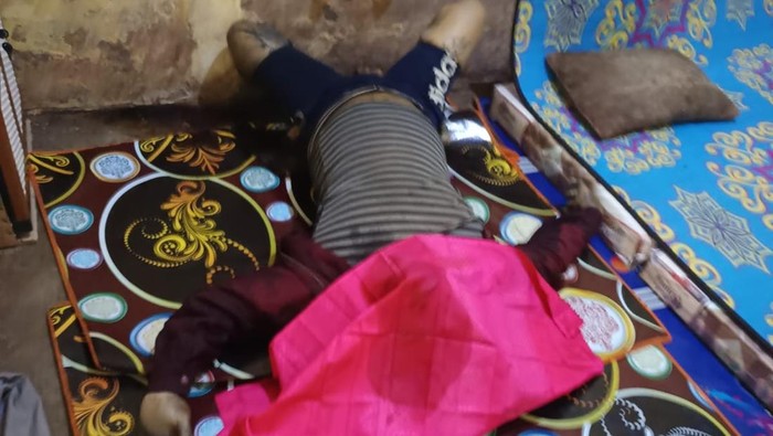 Mayat pria ditemukan membusuk di bedeng Lubuklinggau