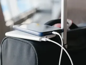Duh! Lagi-lagi Power Bank Bikin Kebakaran di Kabin Pesawat