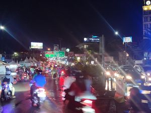 Puncak Kembali 2 Arah Usai One Way 6 Jam, yang Turun Dominan Wisatawan