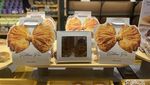 Renyah Lembut! Pastry Jumbo Bentuk Pita yang Lagi Viral