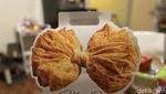Renyah Lembut! Pastry Jumbo Bentuk Pita yang Lagi Viral