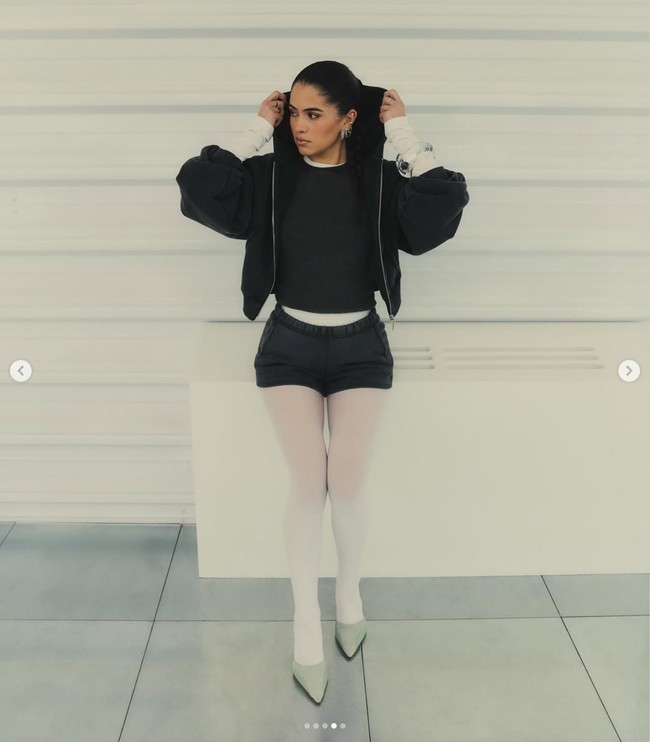 Wanita 23 tahun asal Inggris ini dikabarkan pernah berkencan singkat dengan Brooklyn Beckham sebelum kini jadi pacar Romeo. Foto: Dok. Instagram