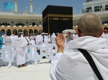Bacaan Doa Melihat Kabah Lengkap dengan Artinya