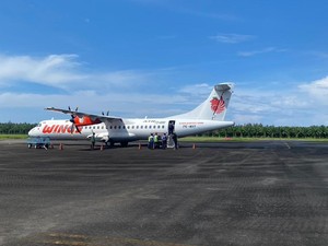 Wings Air Rute Kupang-Larantuka Dibatalkan Akibat Abu Erupsi Ile Lewotolok