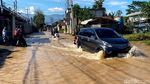 Kondisi Jalan Cikancung Bandung Terendam Banjir