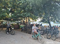 Serunya Bersepeda di Pantai Segara Ayu Jadi Favorit Wisatawan