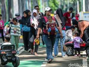 CFD Ditiadakan, Warga Bermain di BKT Jaktim