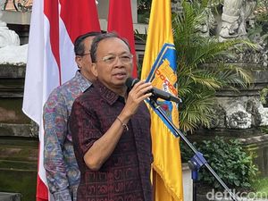 Desa Adat Butuh Waktu Terapkan SE Koster soal Pembatasan Plastik