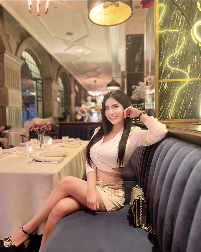 Maria Vania Maria Vania