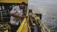 Kegiatan ini dilakukan untuk keamanan dan kenyamanan penumpang, juga guna menjaga kondisi kapal tetap awet. 