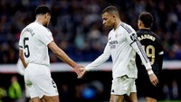 Bellingham: Mbappe Bikin Segalanya Lebih Mudah untuk Madrid! Bellingham: Mbappe Bikin Segalanya Lebih Mudah untuk Madrid!