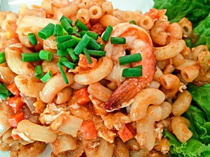 Resep Makaroni Tumis Udang yang Praktis Untuk Makan Malam
