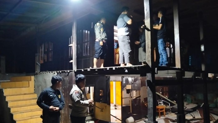 Rumah pria di Jeneponto dirusak massa gegara batal bawa uang panai.