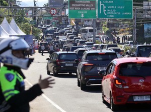 Hari Ketiga Libur Panjang, 15 Ribu Kendaraan Melintas Puncak Bogor Pagi Ini